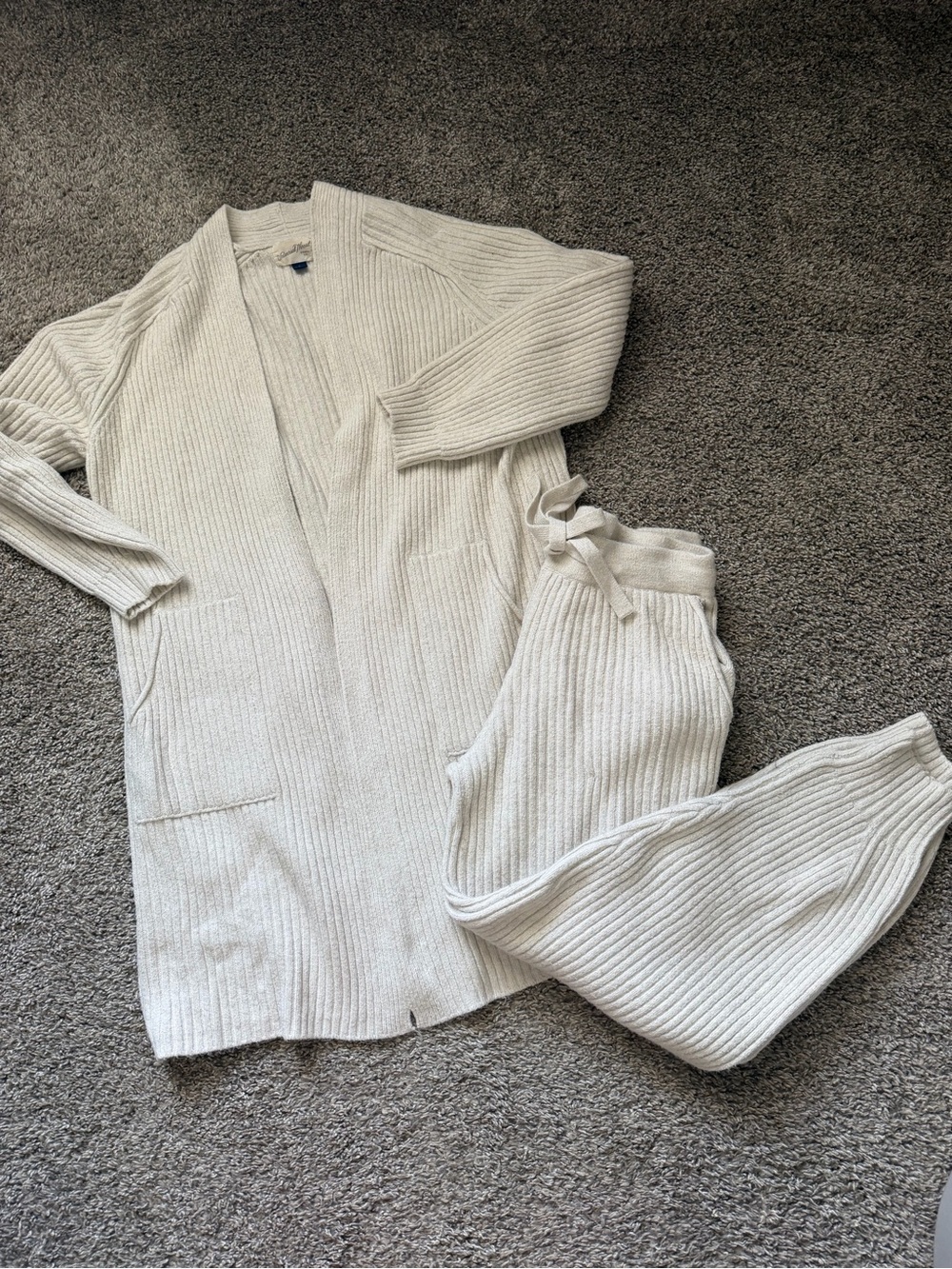 Universal Thread Cream Ribbed Knit Cardigan Set